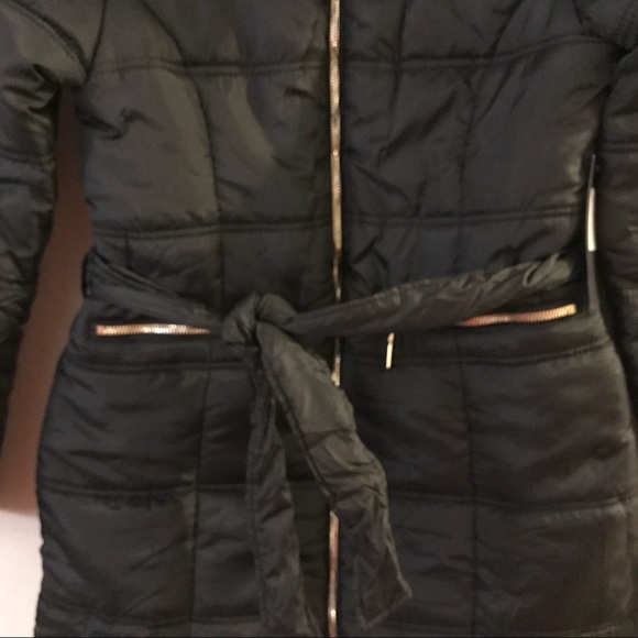 Women's Parka Jacket w/Faux Fur Trimmed Collar - Picture 5 of 6